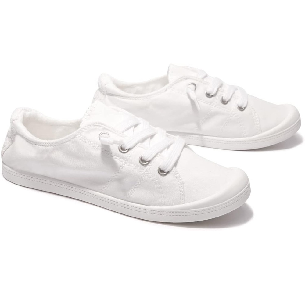 NWT Beneker Women's White Casual Sneakers